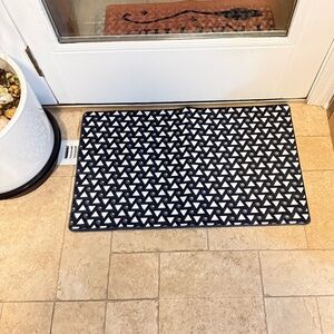 Anti Slip Geometric Black and White Door Mat